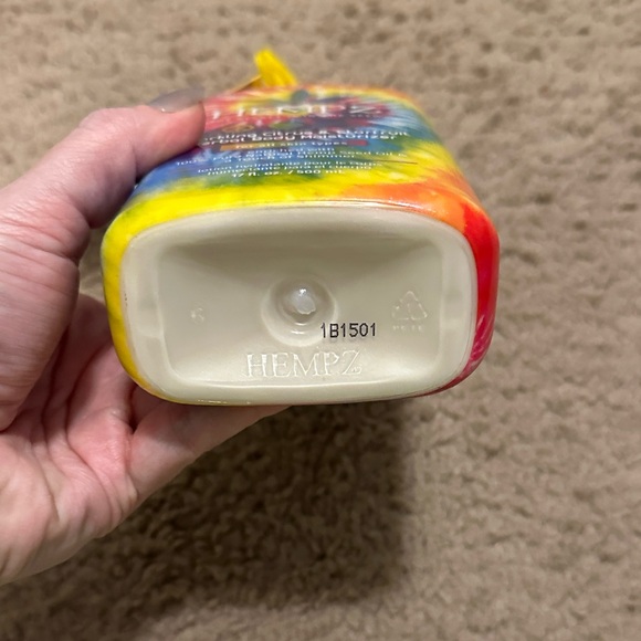 **Brand New HEMPZ Sparkling Citrus & Starfruit Moisturizer** - Picture 2 of 4